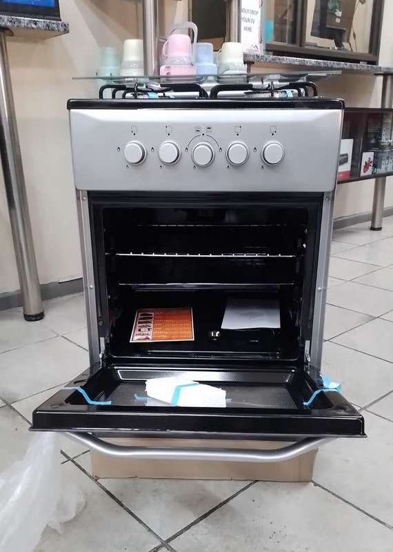 FERRE 4 PLATE GAS STOVE & OVEN