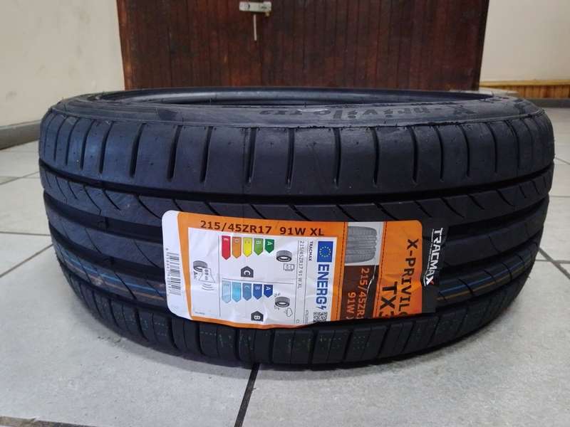 NEW TYRE 215/45R17 TRACMAX