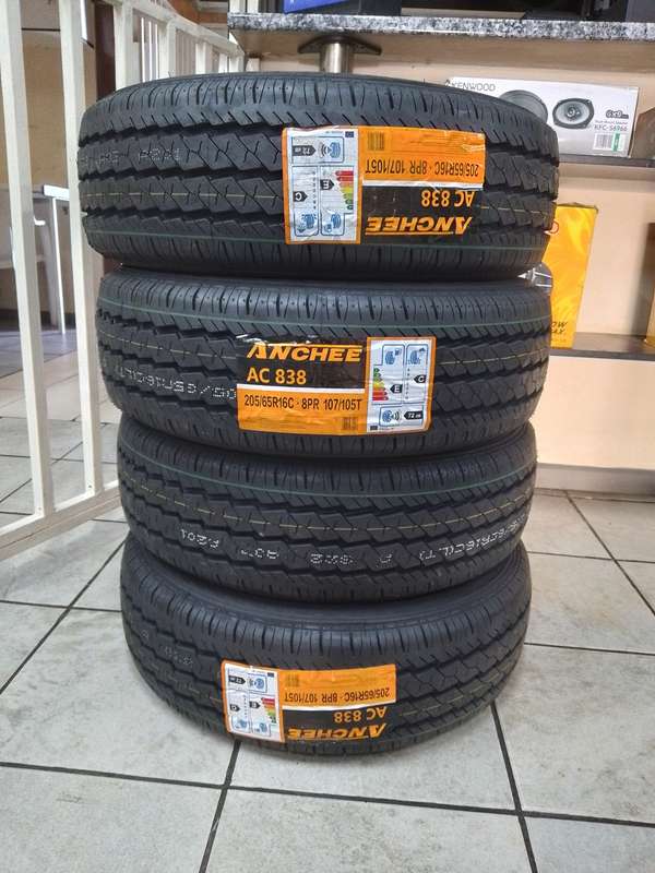 NEW TYRE 205/65R16C ANCHEE