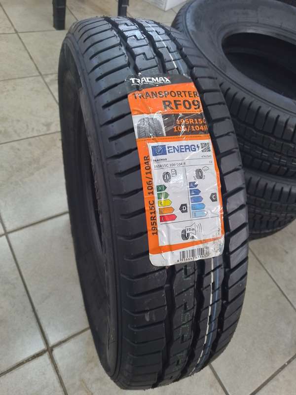 NEW TYRE 195R15C BSW TRACMAX