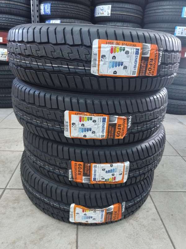 NEW TYRE 195R15C BSW TRACMAX
