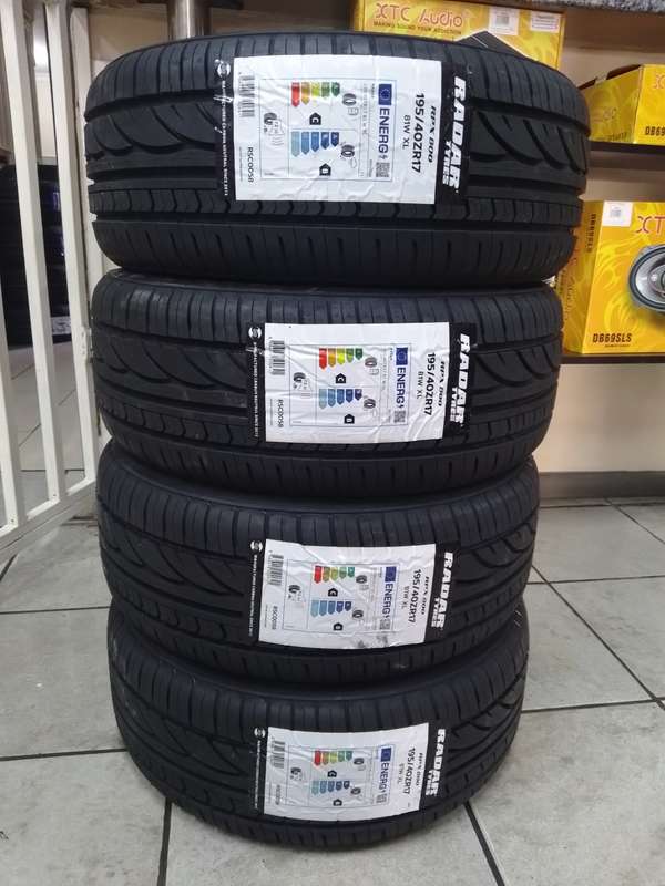 NEW TYRE 195/40R17 RADAR