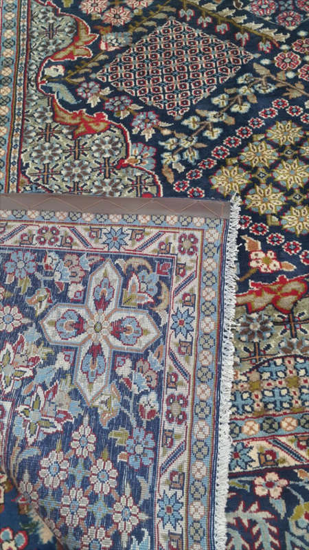 Persian carpet hand knotted  3m x 4m (with certificate of authenticity)