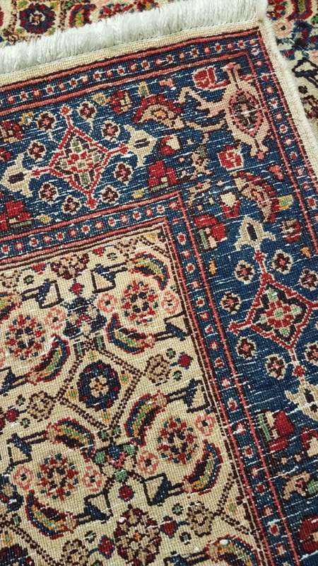 STUNNING FISH DESIGN PERSIAN CARPET MOOT HAND KNOTTED 310CM x 110CM (with certificate)