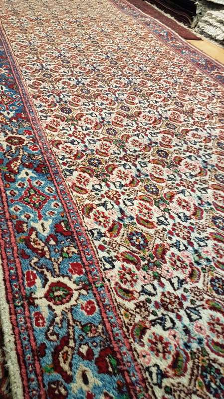 STUNNING FISH DESIGN PERSIAN CARPET MOOT HAND KNOTTED 310CM x 110CM (with certificate)