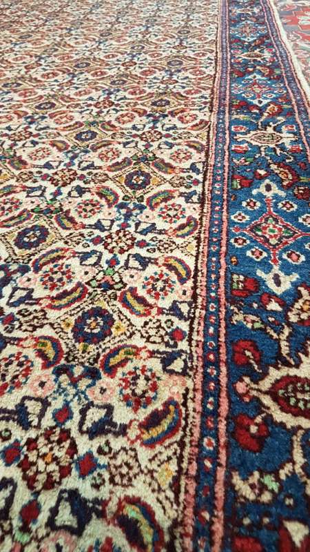 STUNNING FISH DESIGN PERSIAN CARPET MOOT HAND KNOTTED 310CM x 110CM (with certificate)