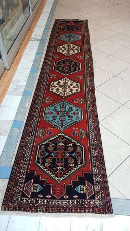 PERSIAN CARPET HAMADAN RUNNER 390cm x 70cm HAND KNOTTED (with certificate)