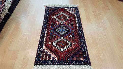 Very Fine Persian Yalemeh Carpet 100cm x 60cm Hand Knotted