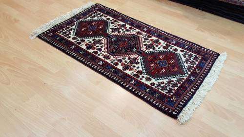 Very Fine Persian Yalemeh 100cm x 60cm Hand Knotted