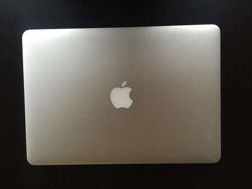 apple MacBook Air 13-Inch CORE 2 DUO 1.86GHZ 256GB SSD