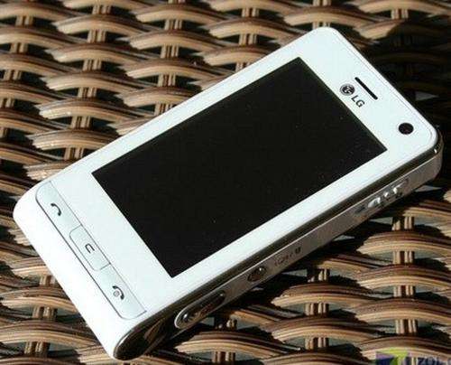 LG KU990 Mobile phone (Unlocked) White touchscreen smartphone 3G & 5mp camera B