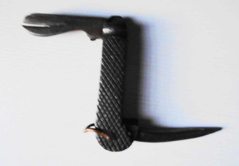 VINTAGE NAVY POCKET KNIFE
