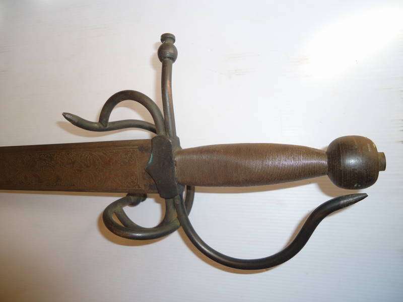ANTIQUE SPANISH RAPIER SWORD