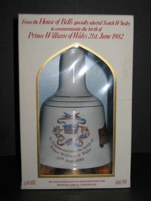 BELLS SCOTCH WHISKEY DECANTER: TO COMMEMORATE THE BIRTH OF PRINCE WILLIAM OF WALES - 21ST JUNE 1982