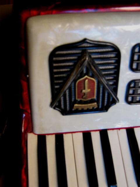 Frontalini piano accordion