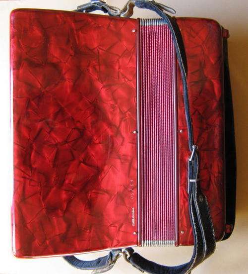 Frontalini piano accordion