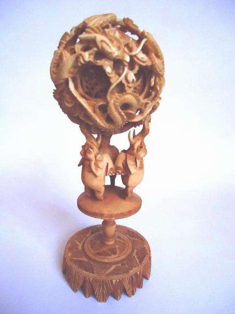 VINTAGE CHINESE IVORY PUZZLE BALL 