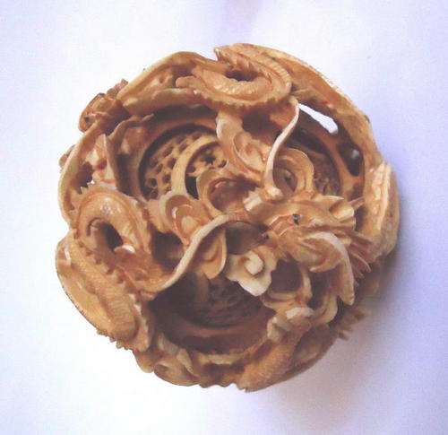 VINTAGE CHINESE IVORY PUZZLE BALL 