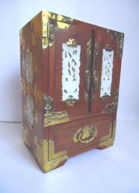 ANTIQUE CHINESE HARDWOOD JEWELLERY BOX