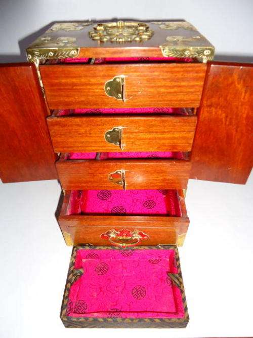 CHINESE HARDWOOD JEWELLERY BOX