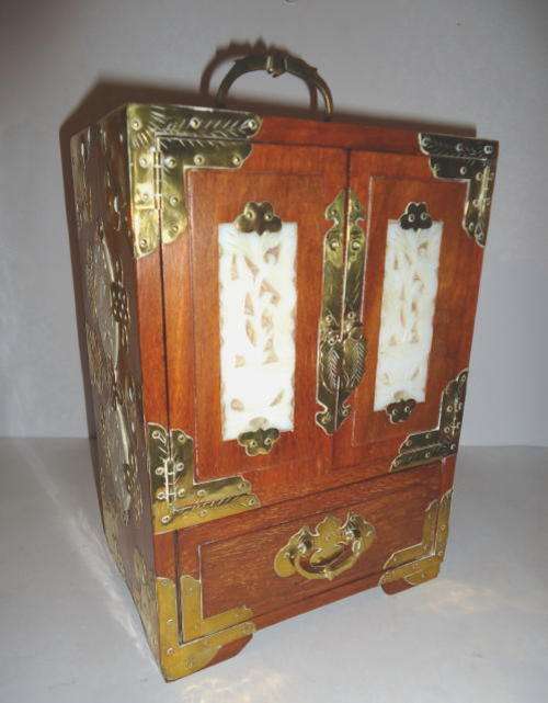 CHINESE HARDWOOD JEWELLERY BOX