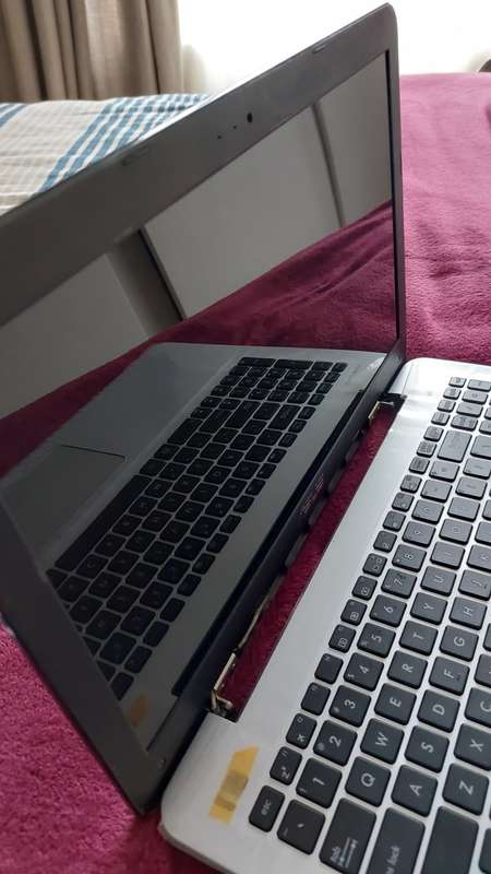 Asus i5 6th Gen 2.4GHz Laptop