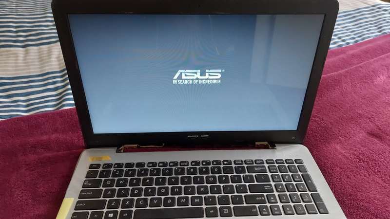 Asus i5 6th Gen 2.4GHz Laptop