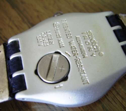 SWATCH IRONY UNDERSTATEMENT 1996