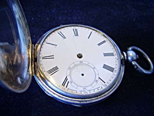 ANTIQUE SOLID SILVER BIG SWISS CYLINDER HUNTER POCKET WATCH FROM THE 1800'S