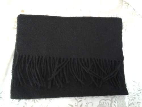 BLACK CASHMERE SCARF - FRINGE - NEW
