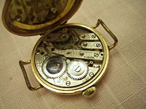 VINTAGE SWISS MADE ARISCO WW1 TRENCH WATCH-----FREE SHIPPING