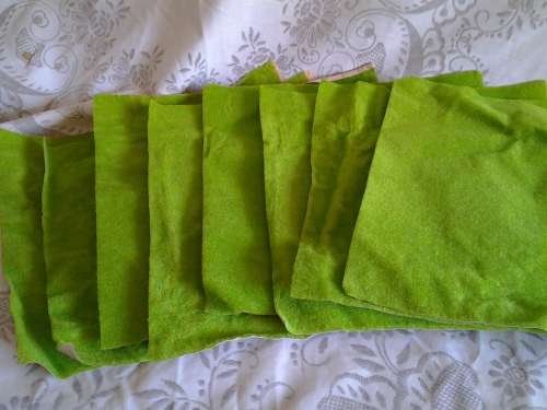 8 GRASS MATS - MODEL TRAIN - DOLLHOUSE - SCENERY - LANDSCAPE -