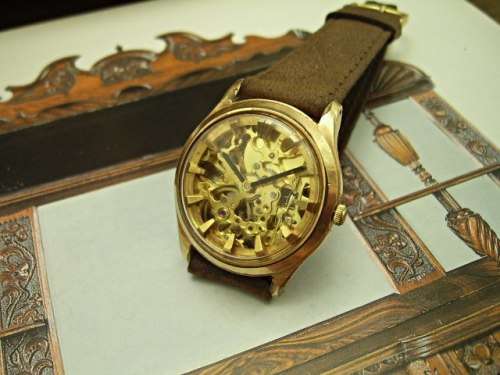 STUNNING VINTAGE MYSTERY SKELETON WATCH