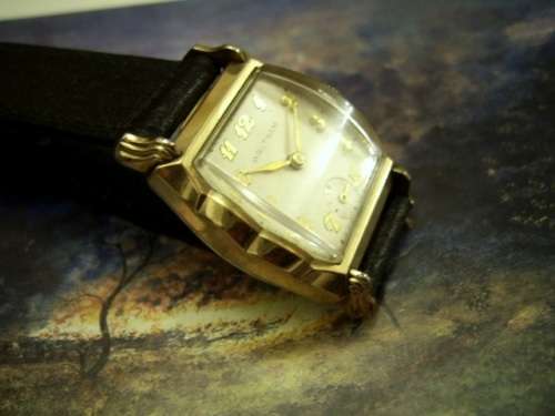 EXQUISITE VINTAGE 6/0 - C WALTHAM 17 JEWEL WRIST WATCH, THE LAST OF A LEGEND