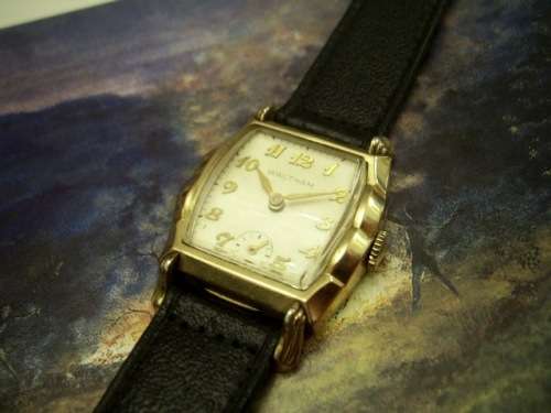 EXQUISITE VINTAGE 6/0 - C WALTHAM 17 JEWEL WRIST WATCH, THE LAST OF A LEGEND