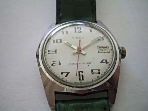 TIMEX 3 VINTAGE WATCHES FOR PARTS OR REPAIR