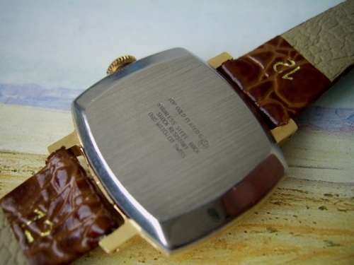 VINTAGE NEW LADIES ORIS WATCH------PLEASE READ