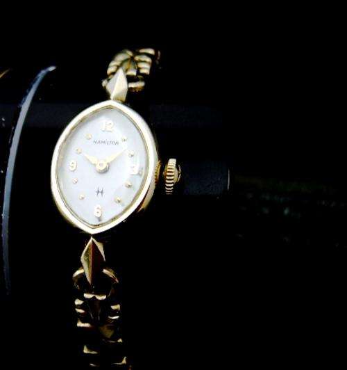 VINTAGE LADIES HAMILTON WATCH