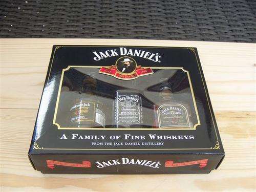 Jack Daniels Family of Fine Whiskeys USA 2004