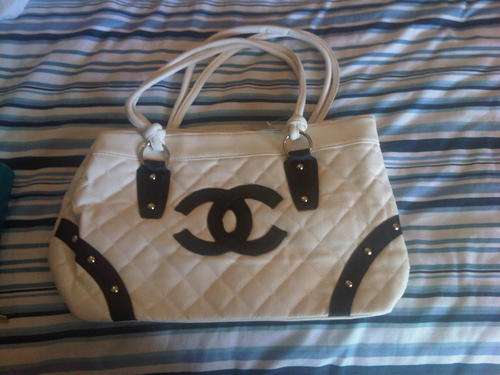 White Chanel handbag