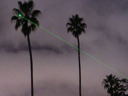 TorchSA GREEN LASER 1000MW 2AAA 532NM- FREE SHIPPING