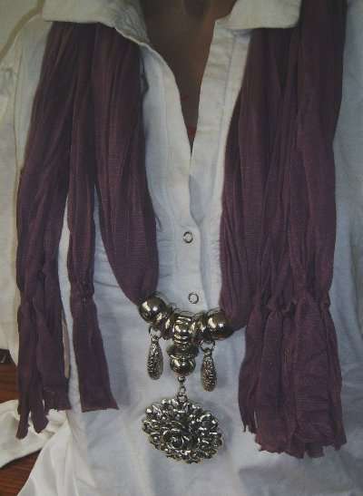 Bling up your clothes - Medium Maroon