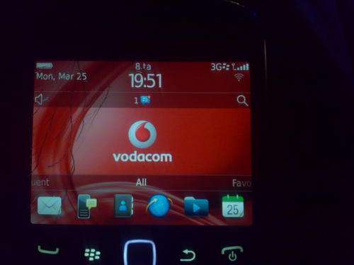 blackberry 9900 with cracked digitizer