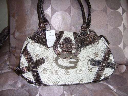 Stunning Brand New Guess Bag....