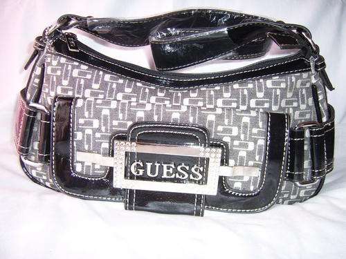 *********BRANDNEW GUESS HANDBAG ***********STUNNING AND LOVELY *********