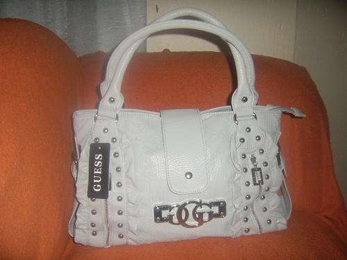 ***ELEGANT AND STUNNING GUESS HANDBAG***GREY******