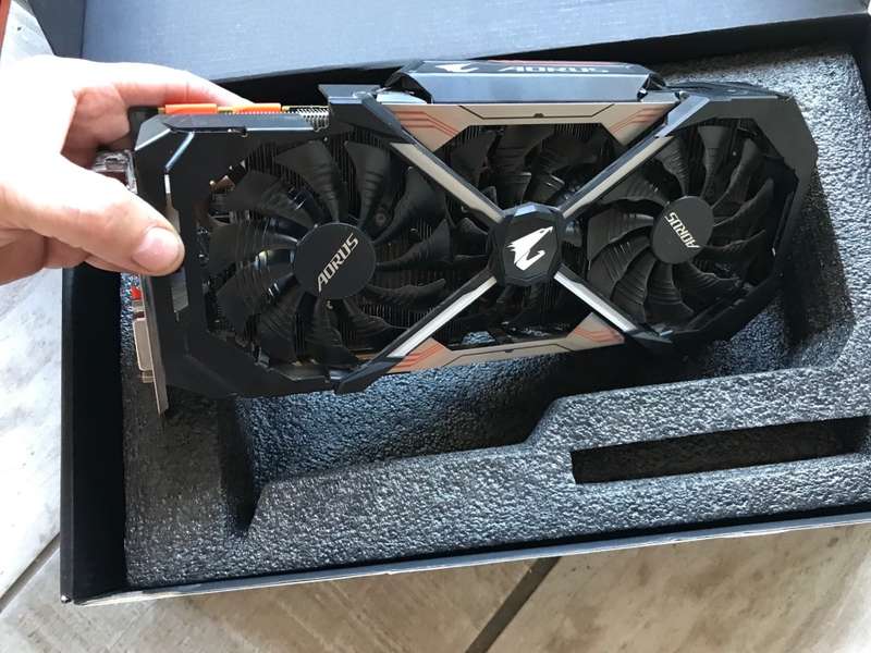 AORUS GeForce GTX 1080 Ti Extreme Edition 11G