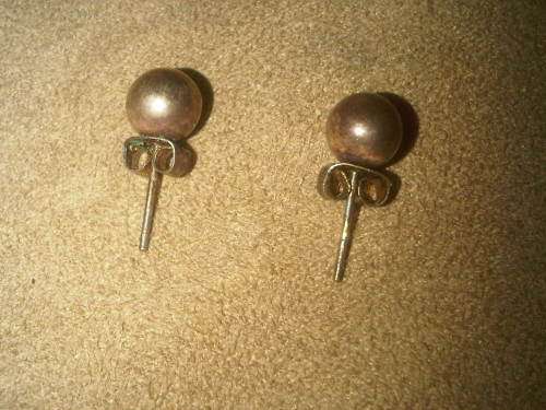 Metal stud Earrings