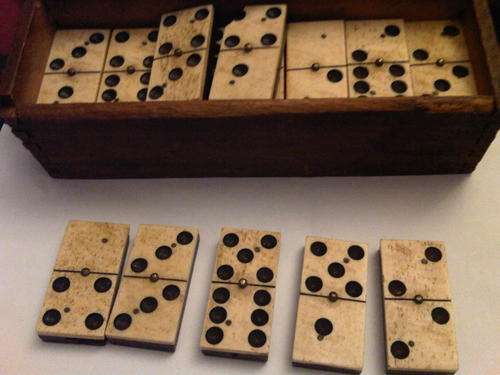 Ebony & Bone Antique Domino Set