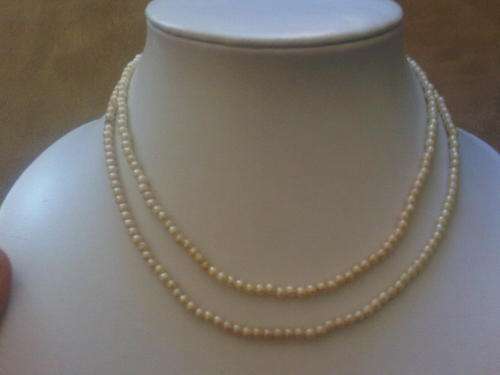 Costume Jewelry Pearl Necklace